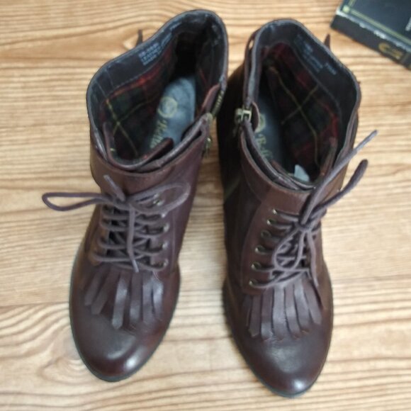 BELLA VITA ankle boots brown leather heels sz.7.5M - Picture 11 of 12